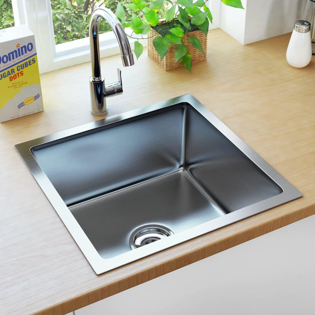 Handmade Kitchen Sink with Strainer Stainless Steel